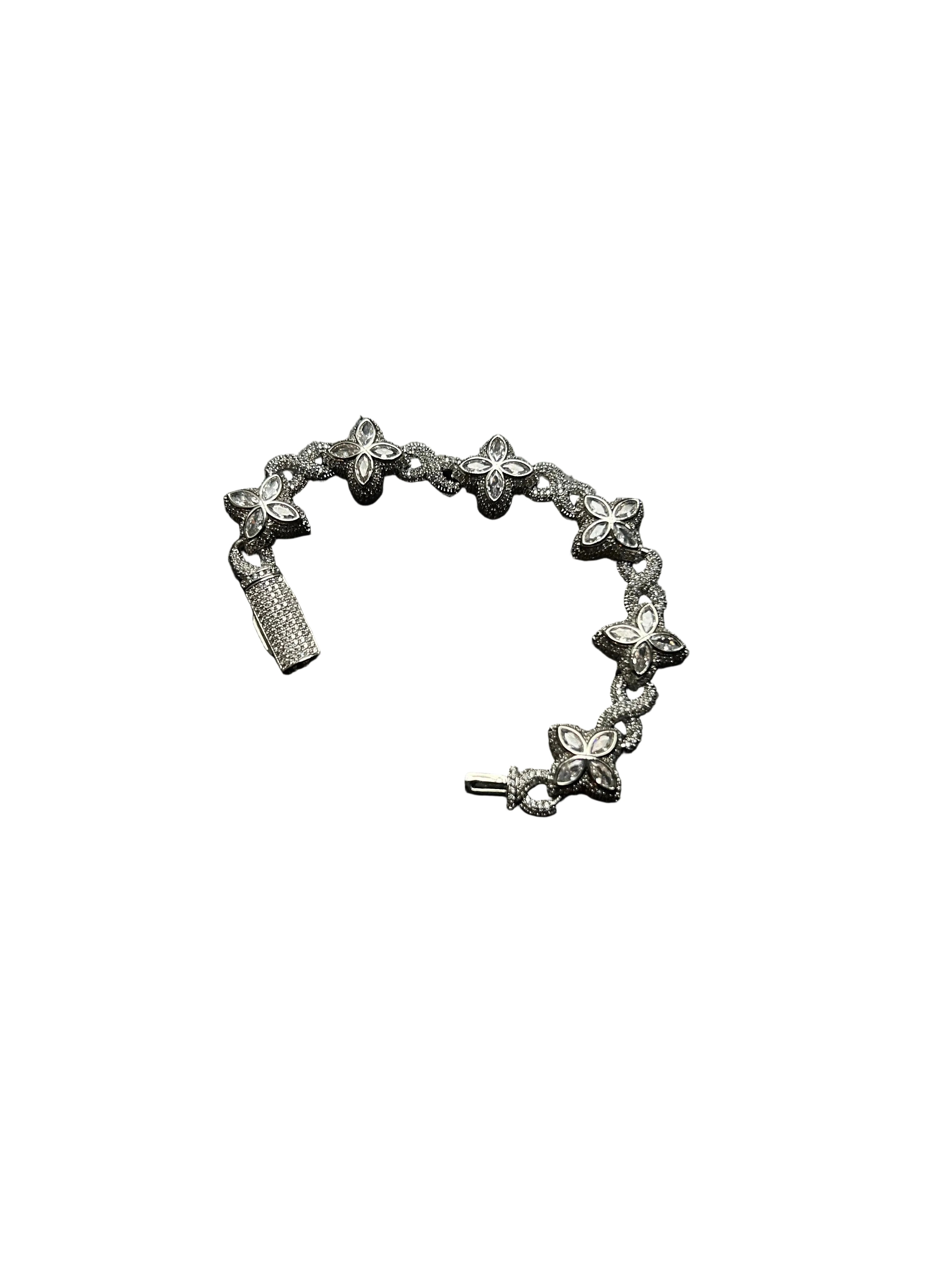 IVO Clover Bracelet (Silver)